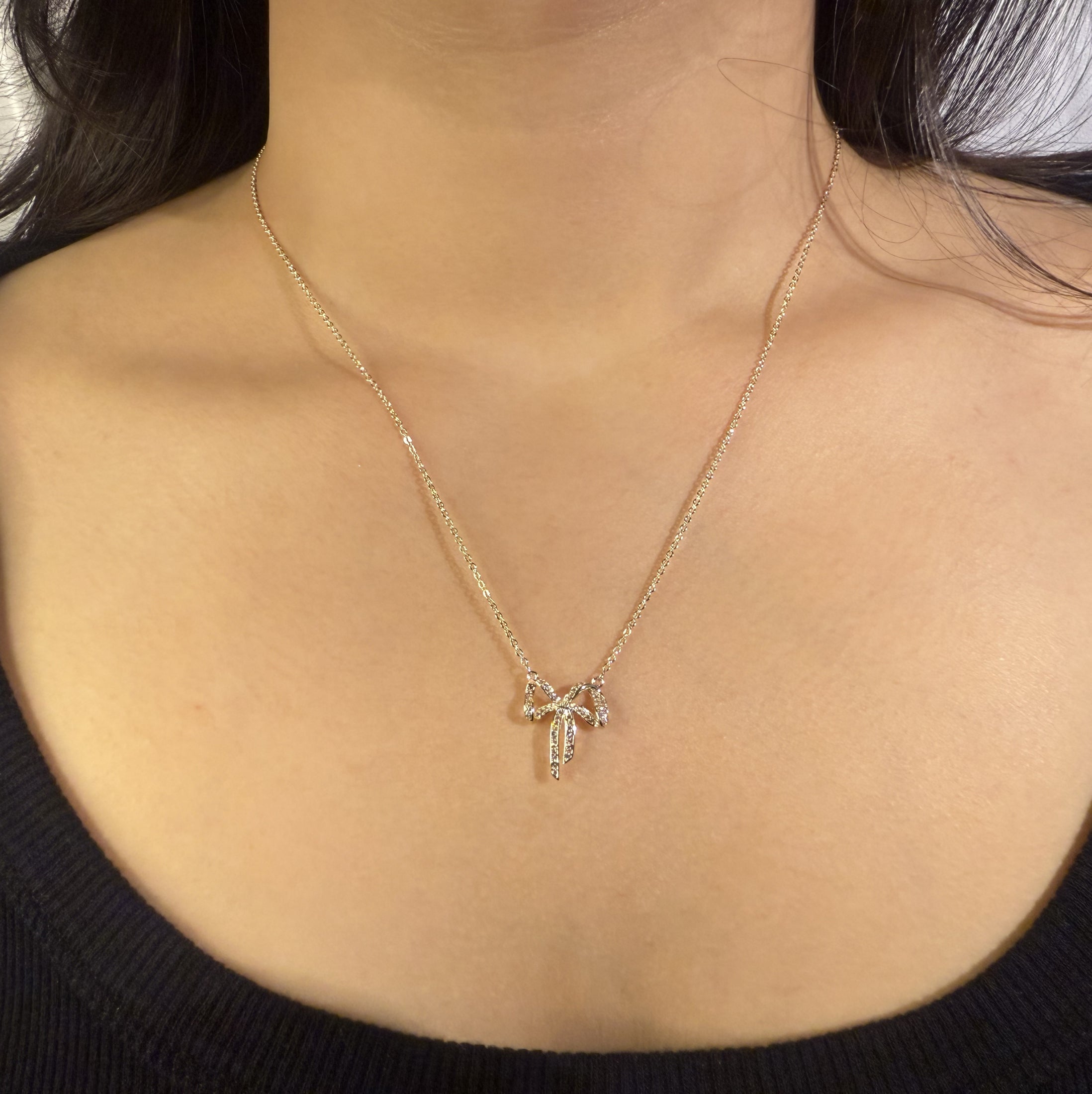 Dainty Bow Necklace