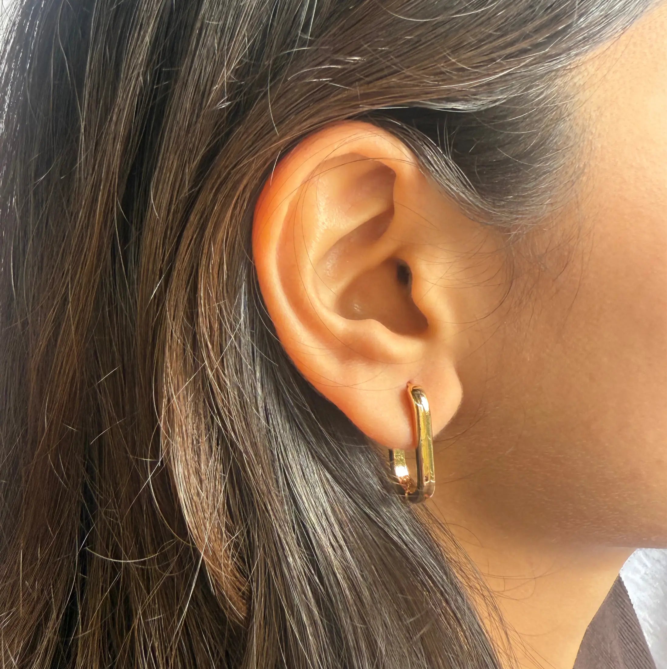 Elongated Oval Hoops