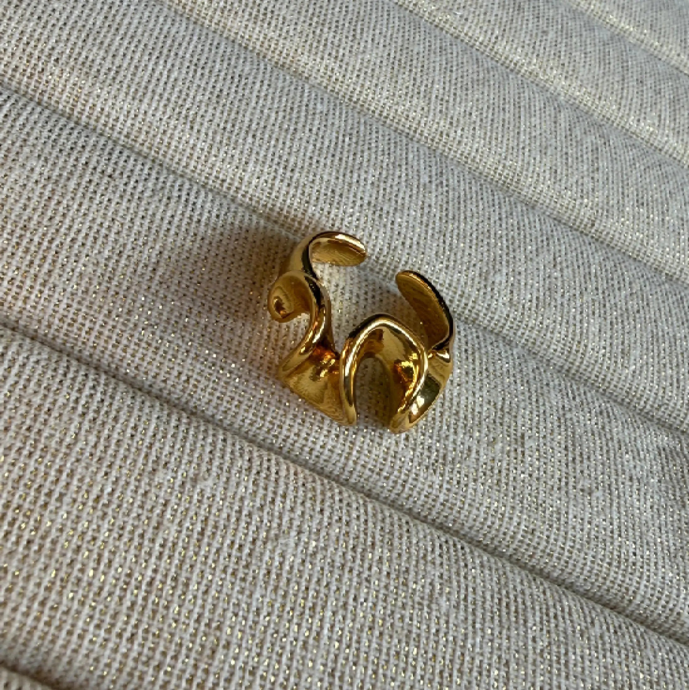 Gold Wavy Ring