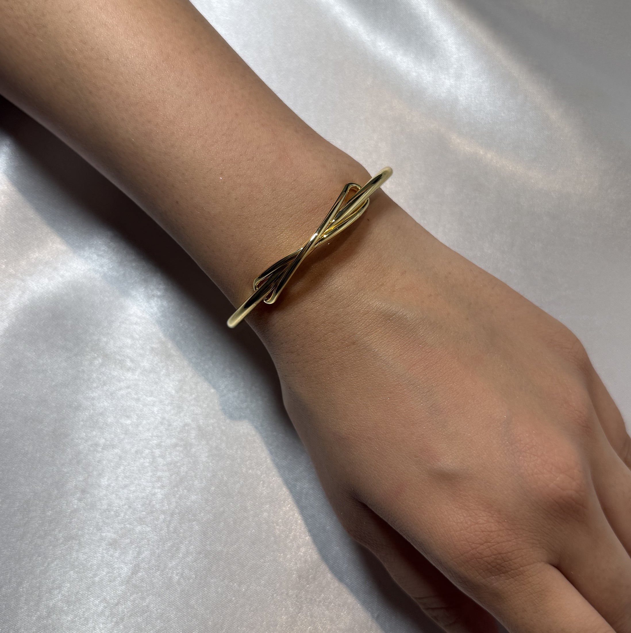 Golden bow cuff