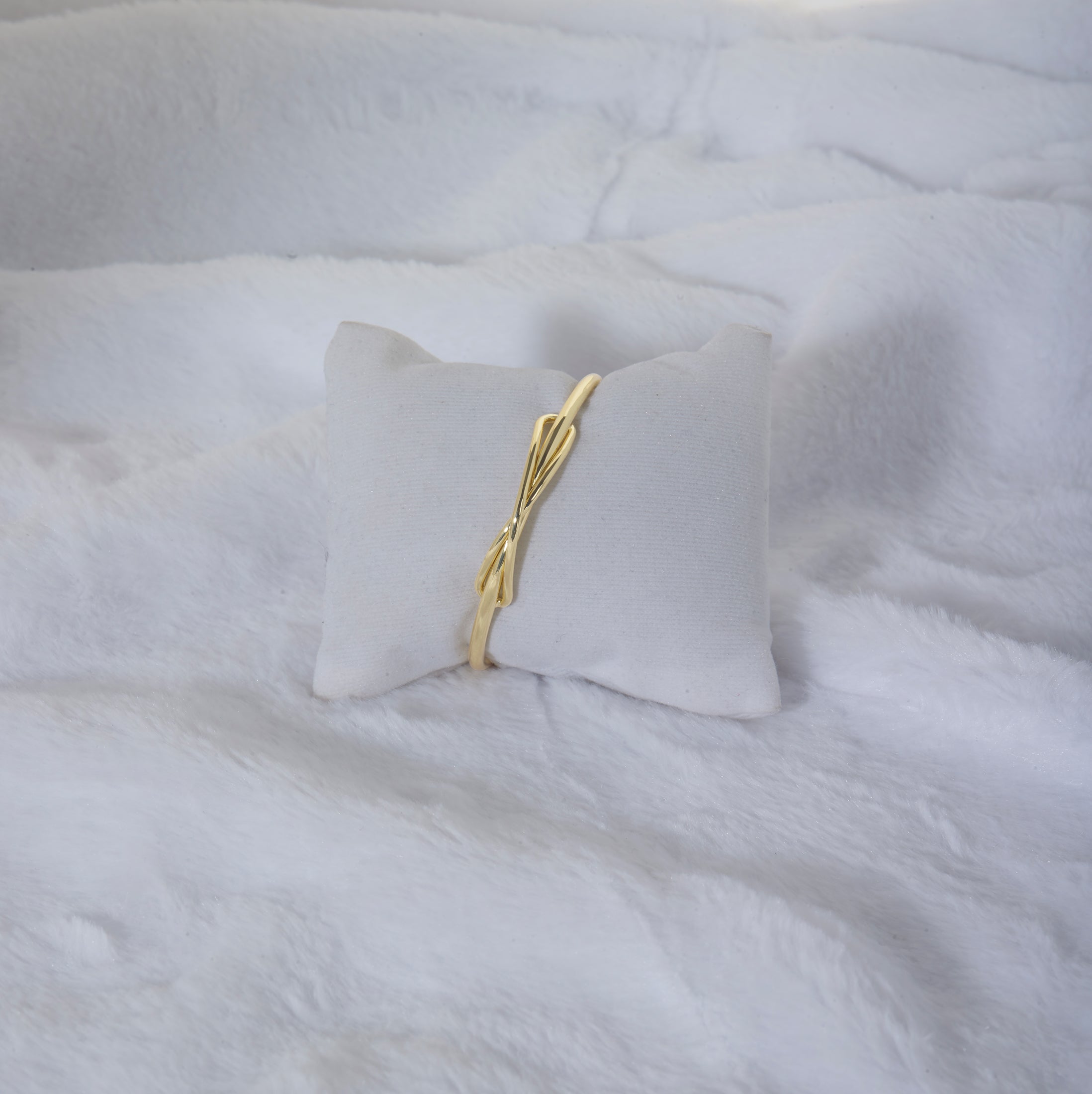 Golden bow cuff