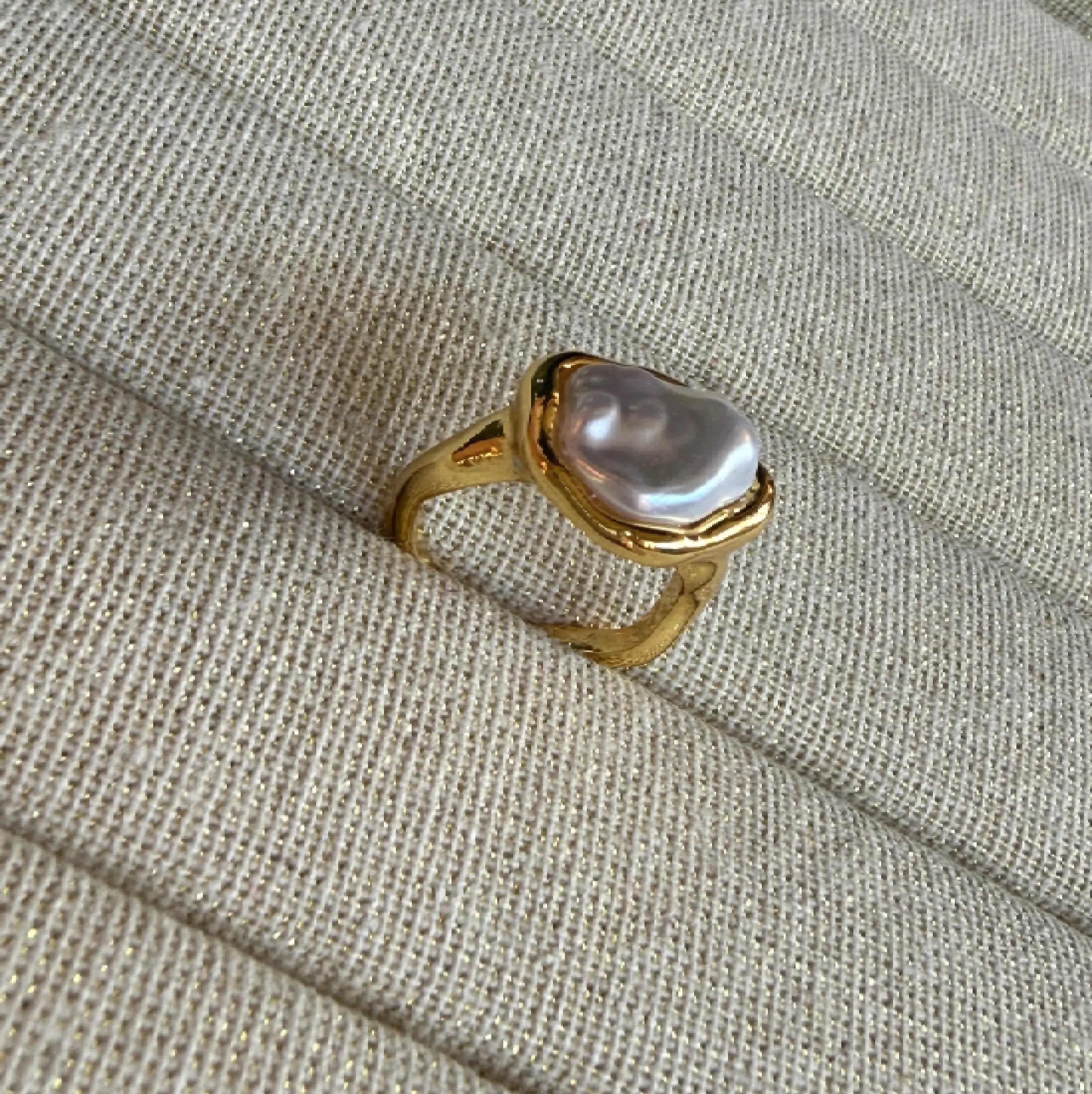 Pearl Ring