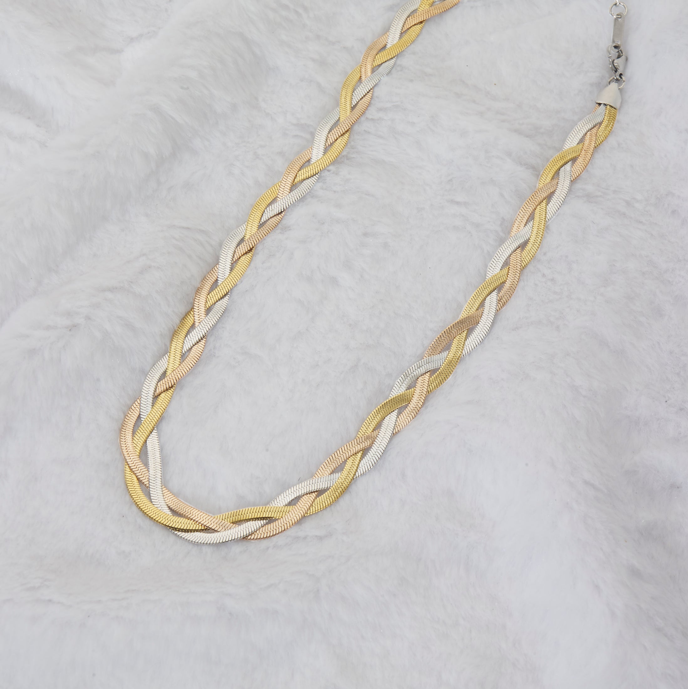 Triple Twisted Woven Chain