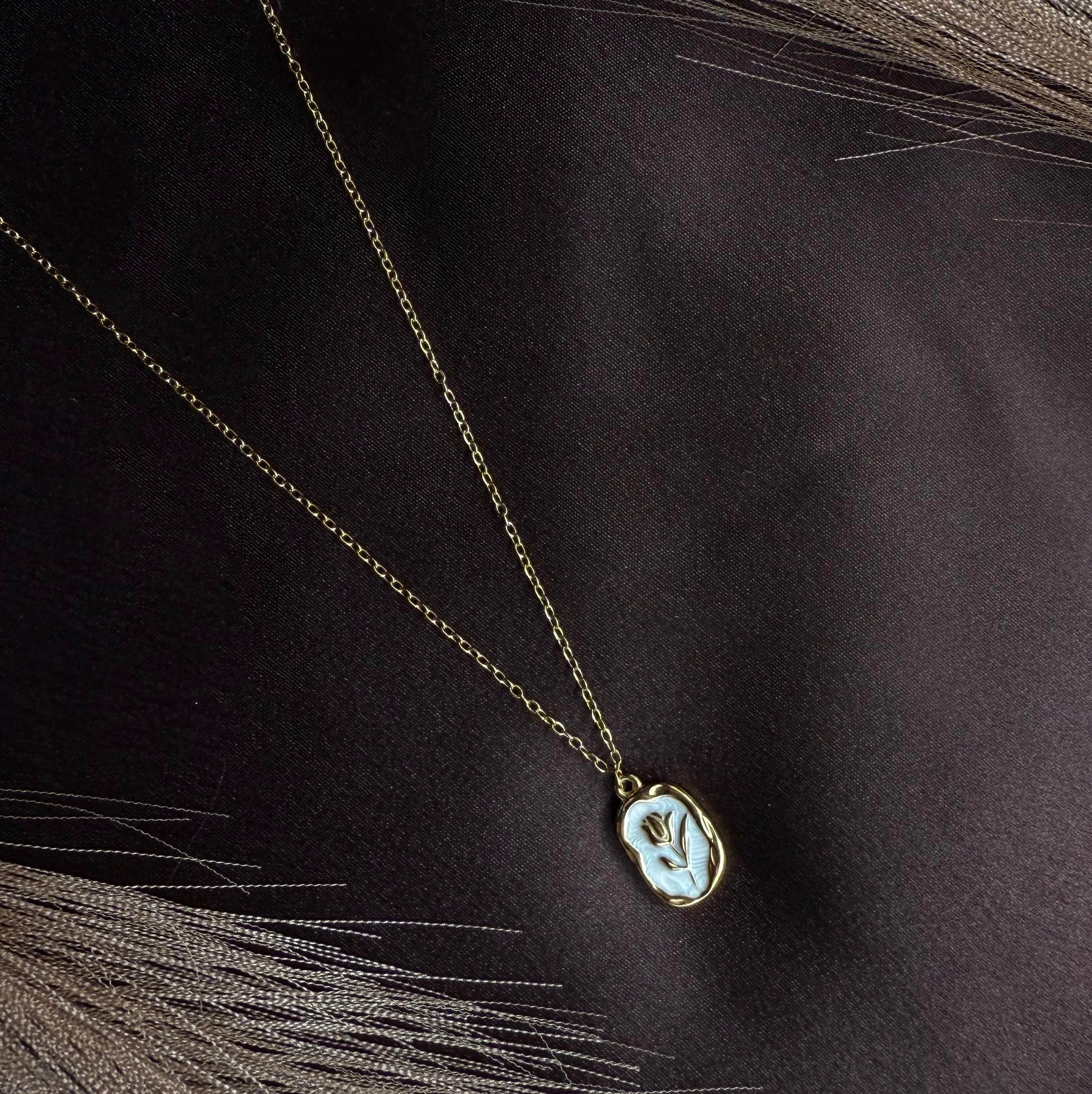 Vintage Rose Necklace